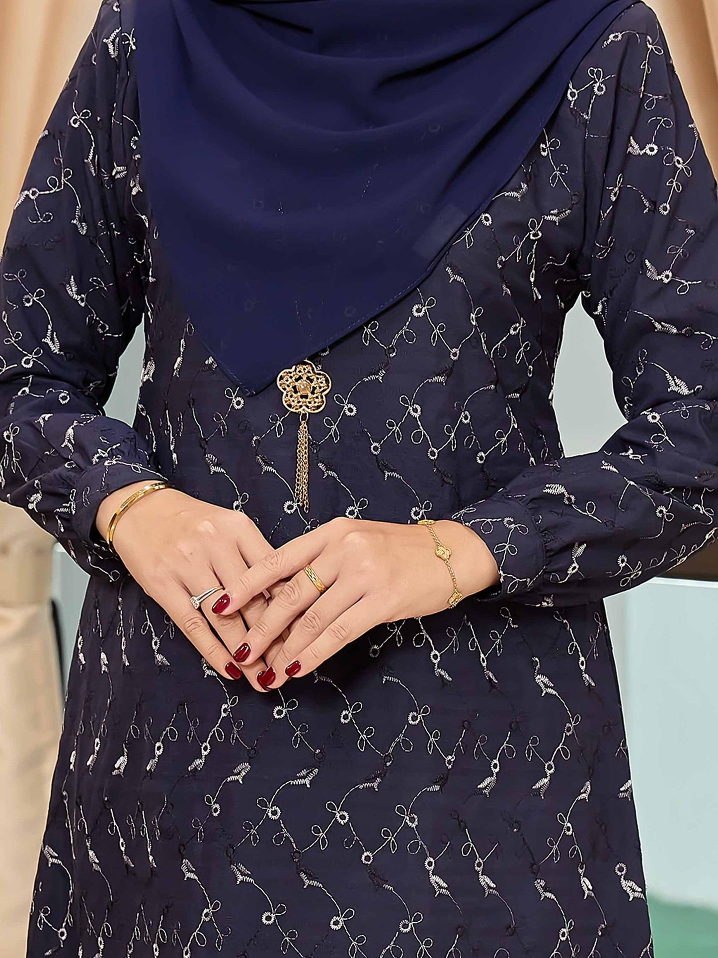 CLARA RIZQA - Kurung Kedah Charlene Cotton Linen Embroidery
