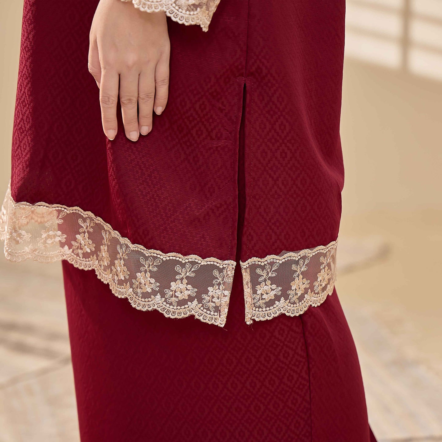 CLARA RIZQA - BRYNDA Baju Kurung muslimah sutera dobby & lace tangan