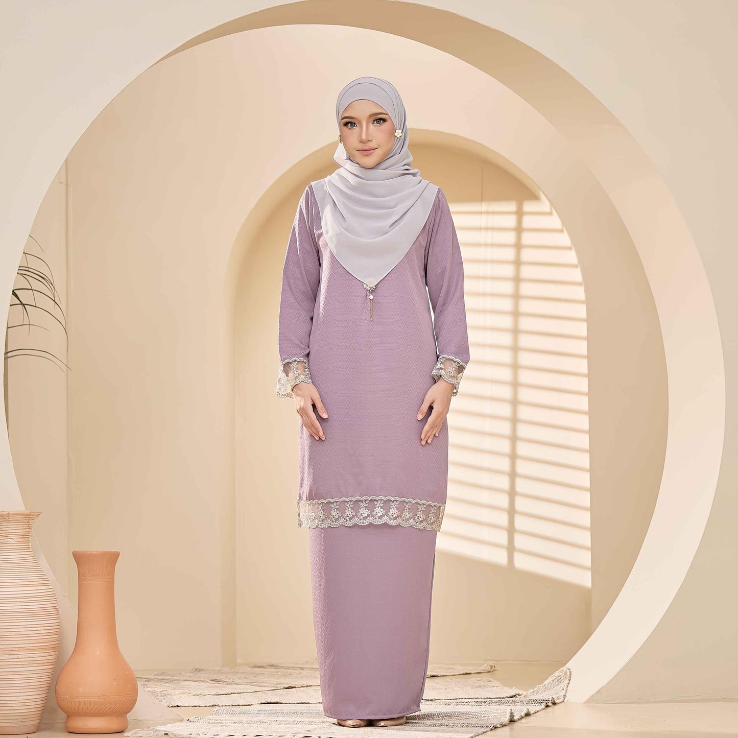 CLARA RIZQA - BRYNDA Baju Kurung muslimah sutera dobby & lace tangan