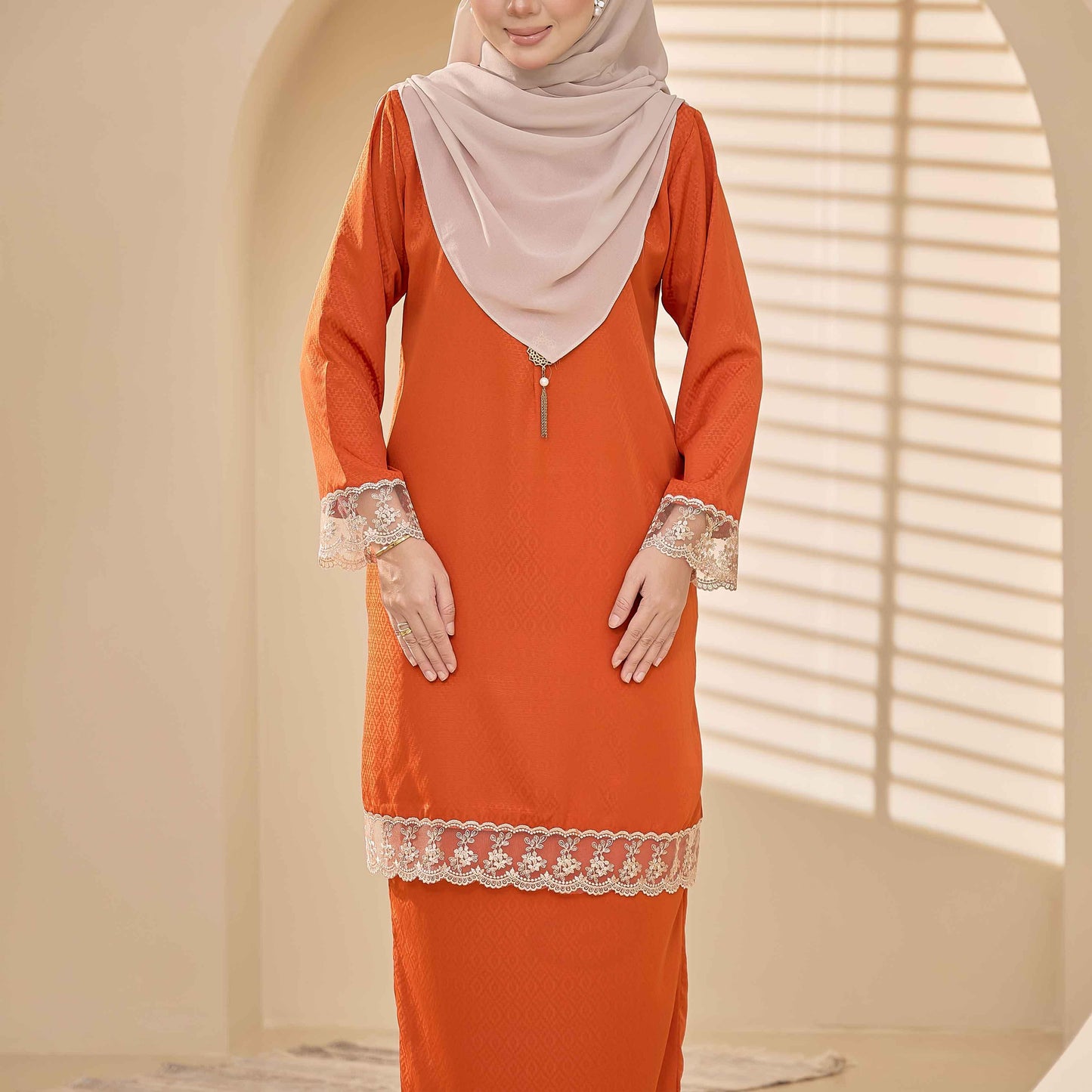 CLARA RIZQA - BRYNDA Baju Kurung muslimah sutera dobby & lace tangan