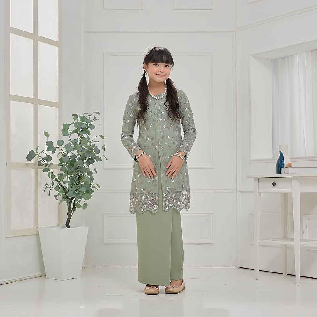 CLARA RIZQA - CATHERINE Baju Kurung kids lace
