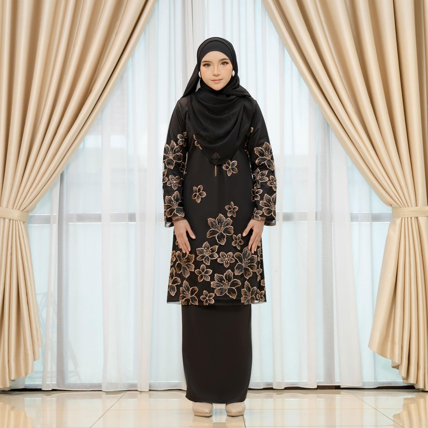 CLARA RIZQA -  MONICA Baju Kurung cantik material lace + pearl skin lining