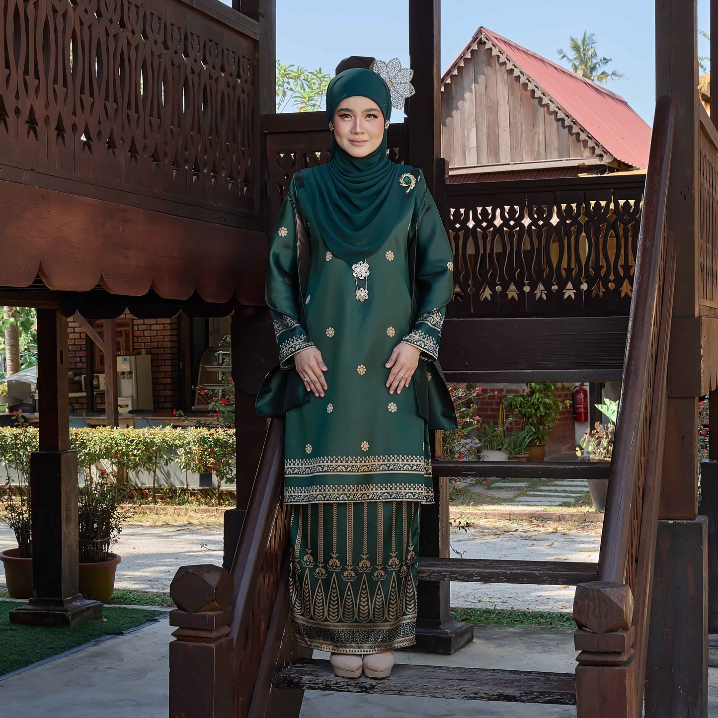 CLARA RIZQA - DHIA RATNA mom kurung cantik moden material thai tenun songket