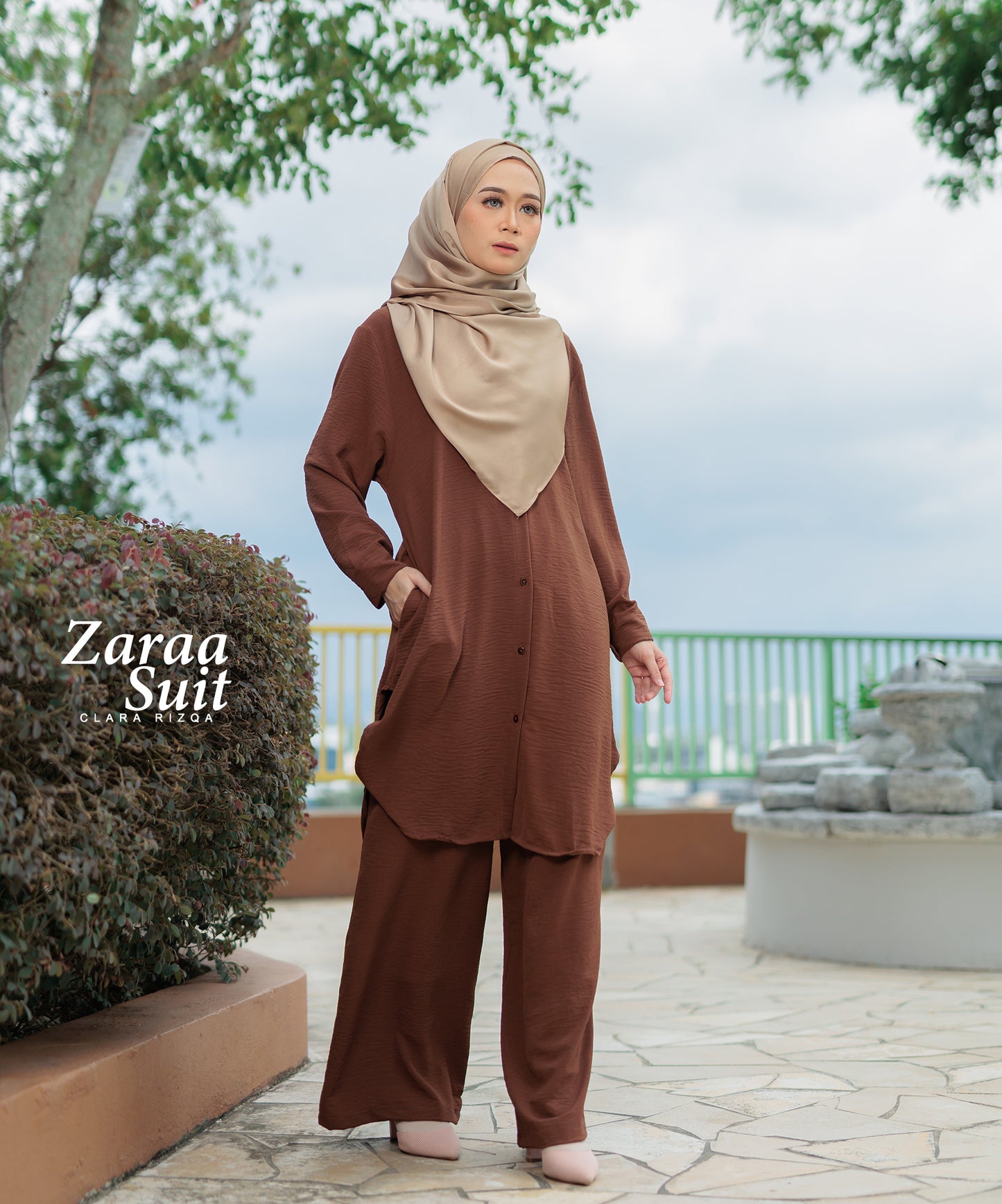 Zarra - Dark Brown