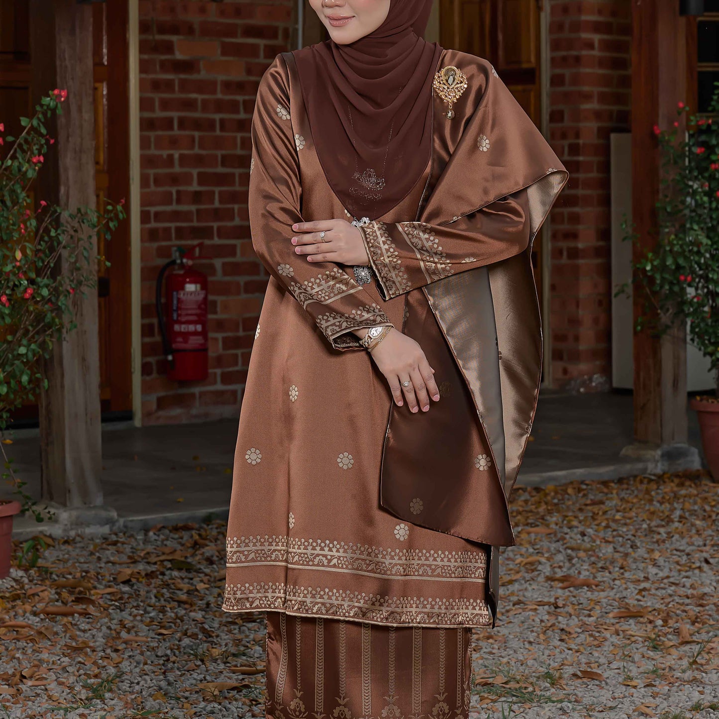 CLARA RIZQA - DHIA RATNA mom kurung cantik moden material thai tenun songket