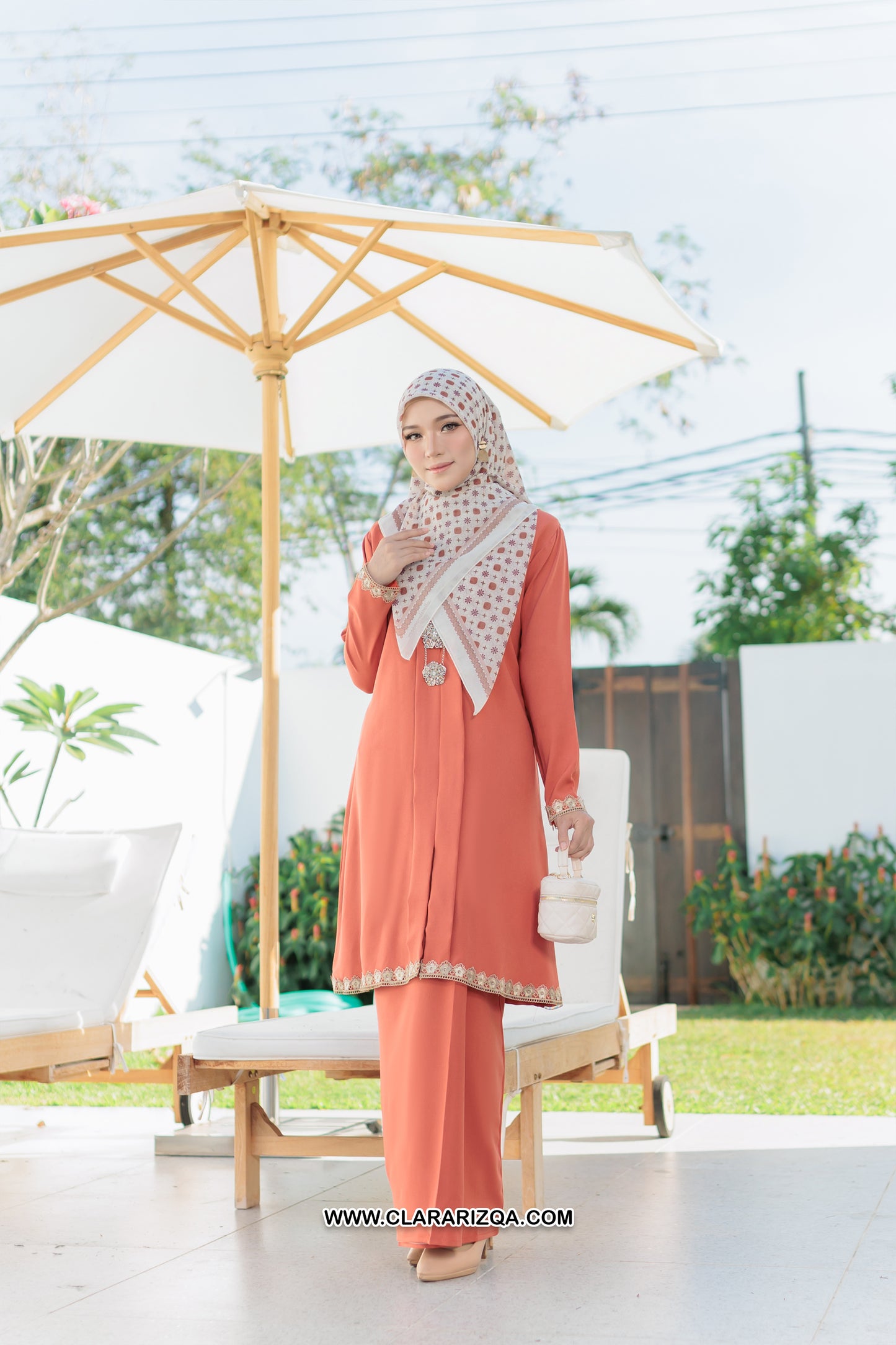 Qirana Kurung Lace (Mom)