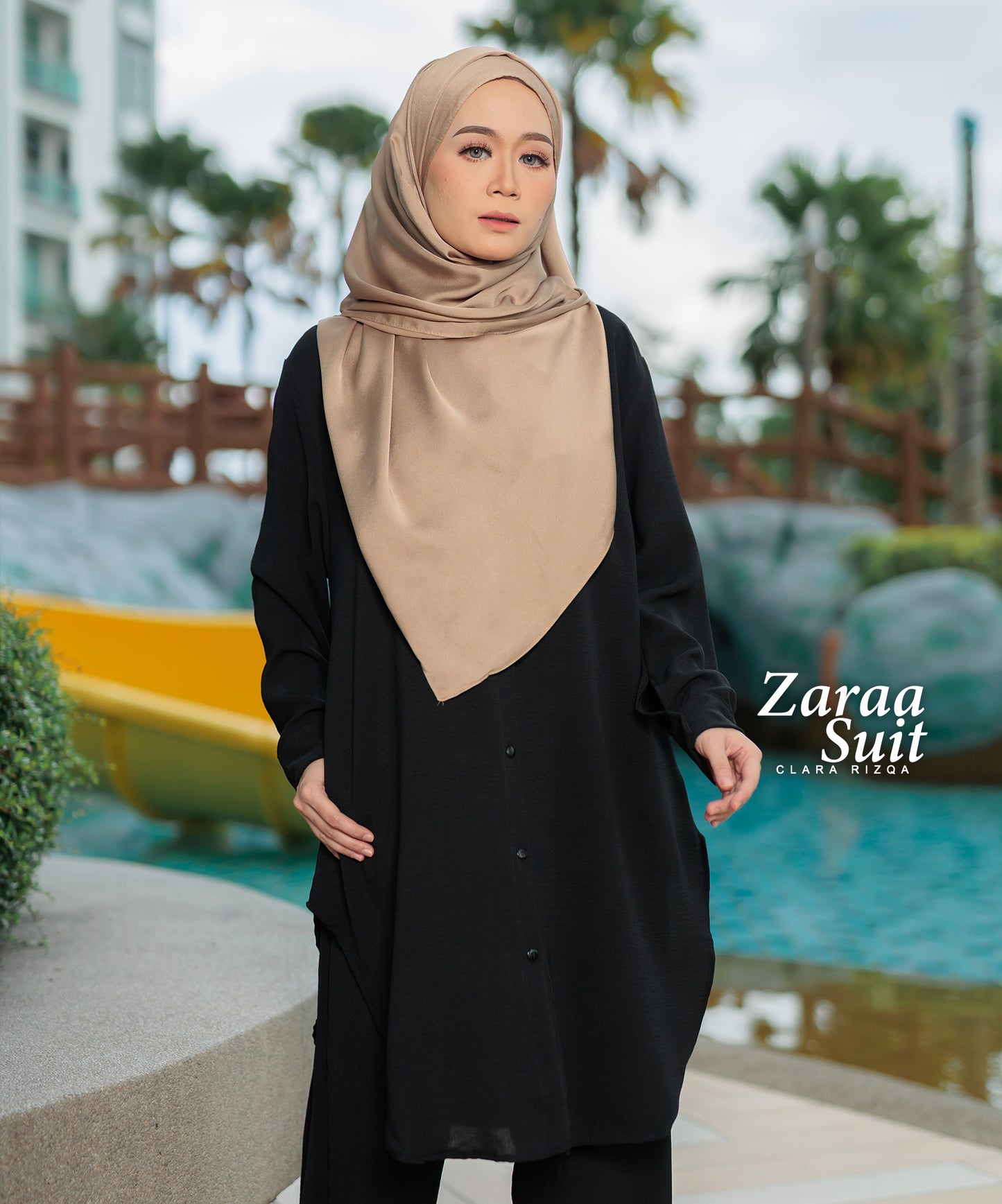 Zarra - Elegant Black