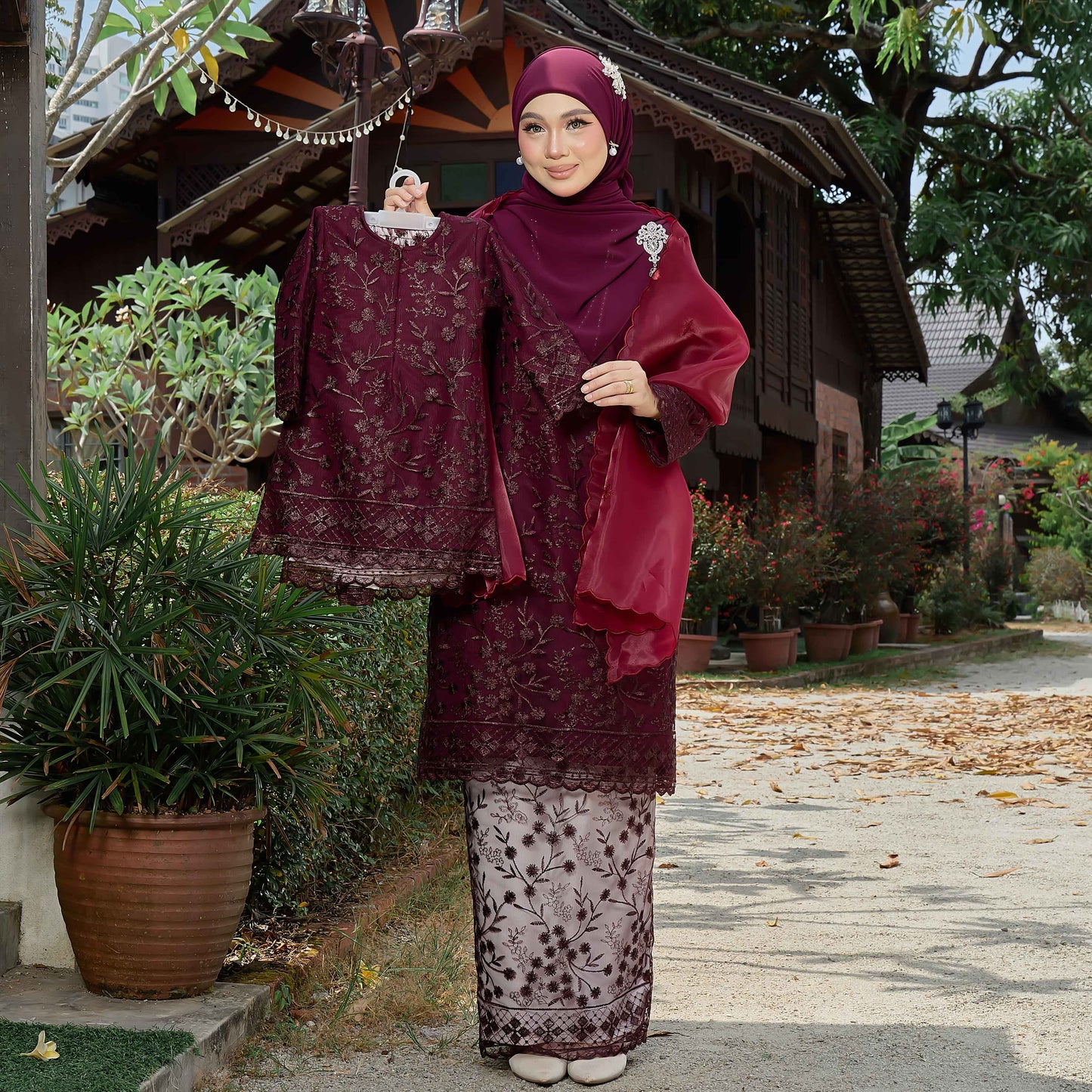 CLARA RIZQA - LAYKA baju kurung muslimah kids material premium como crepe + Lace