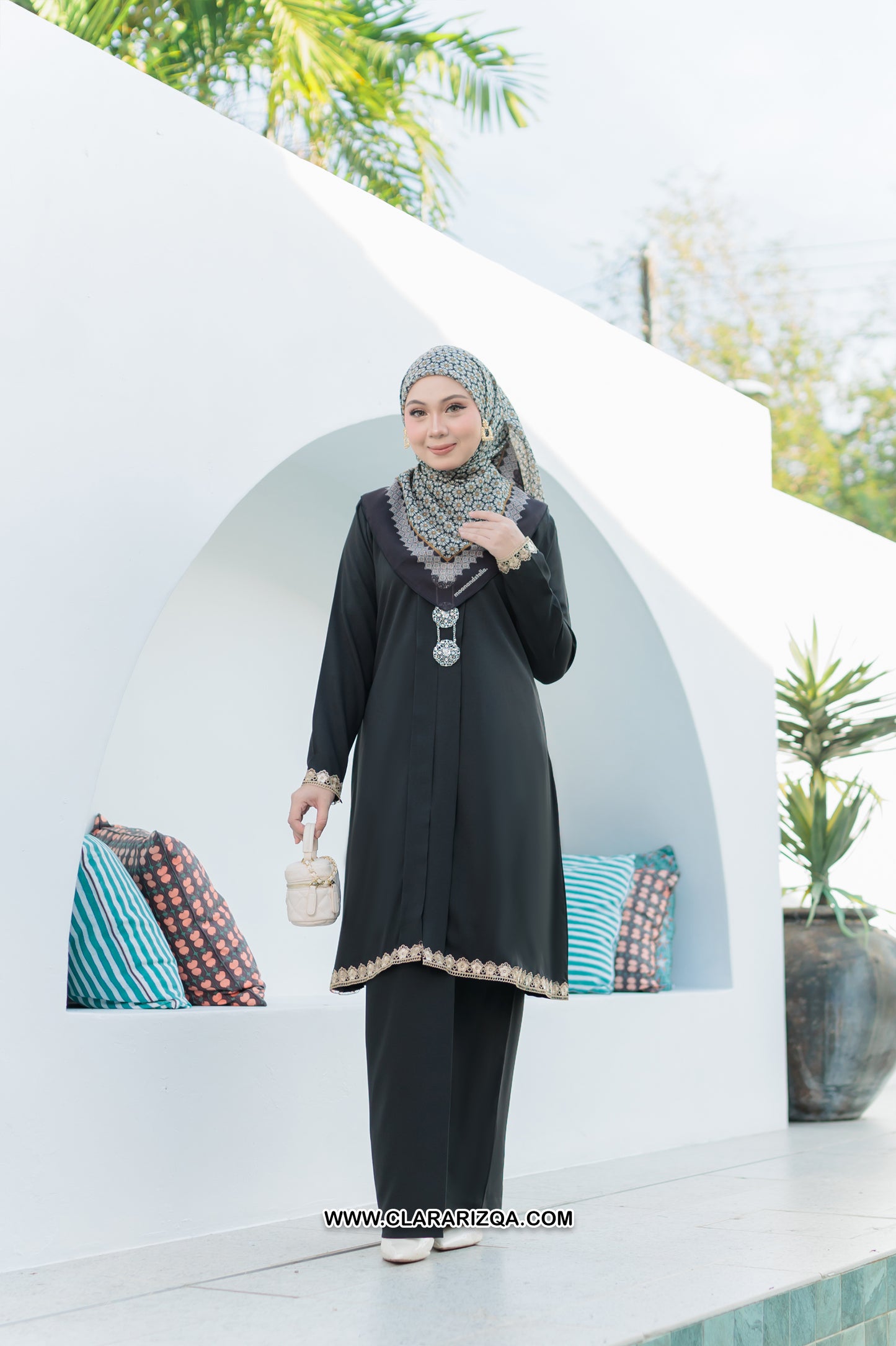 Qirana Kurung Lace (Mom)