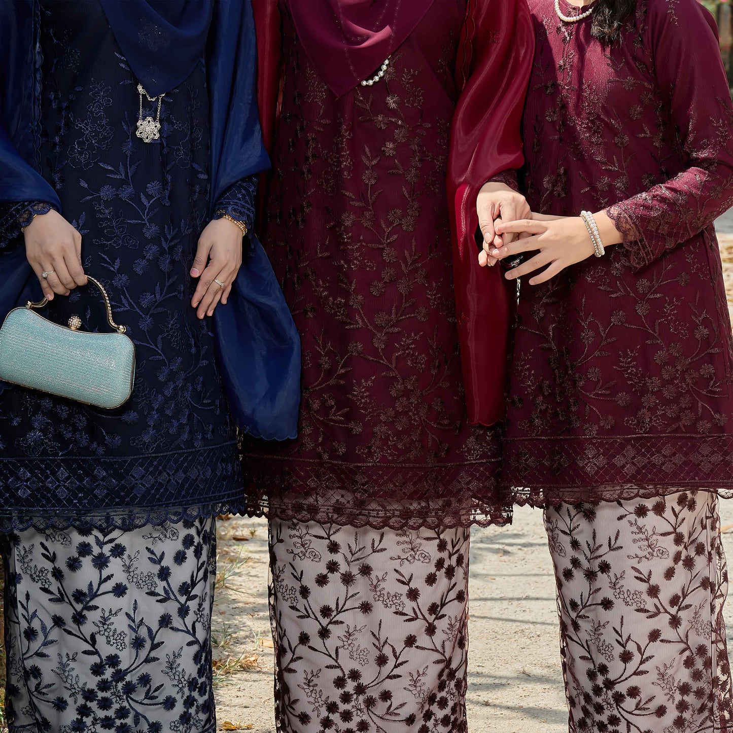 CLARA RIZQA - LAYKA baju kurung muslimah mom material premium como crepe + Lace