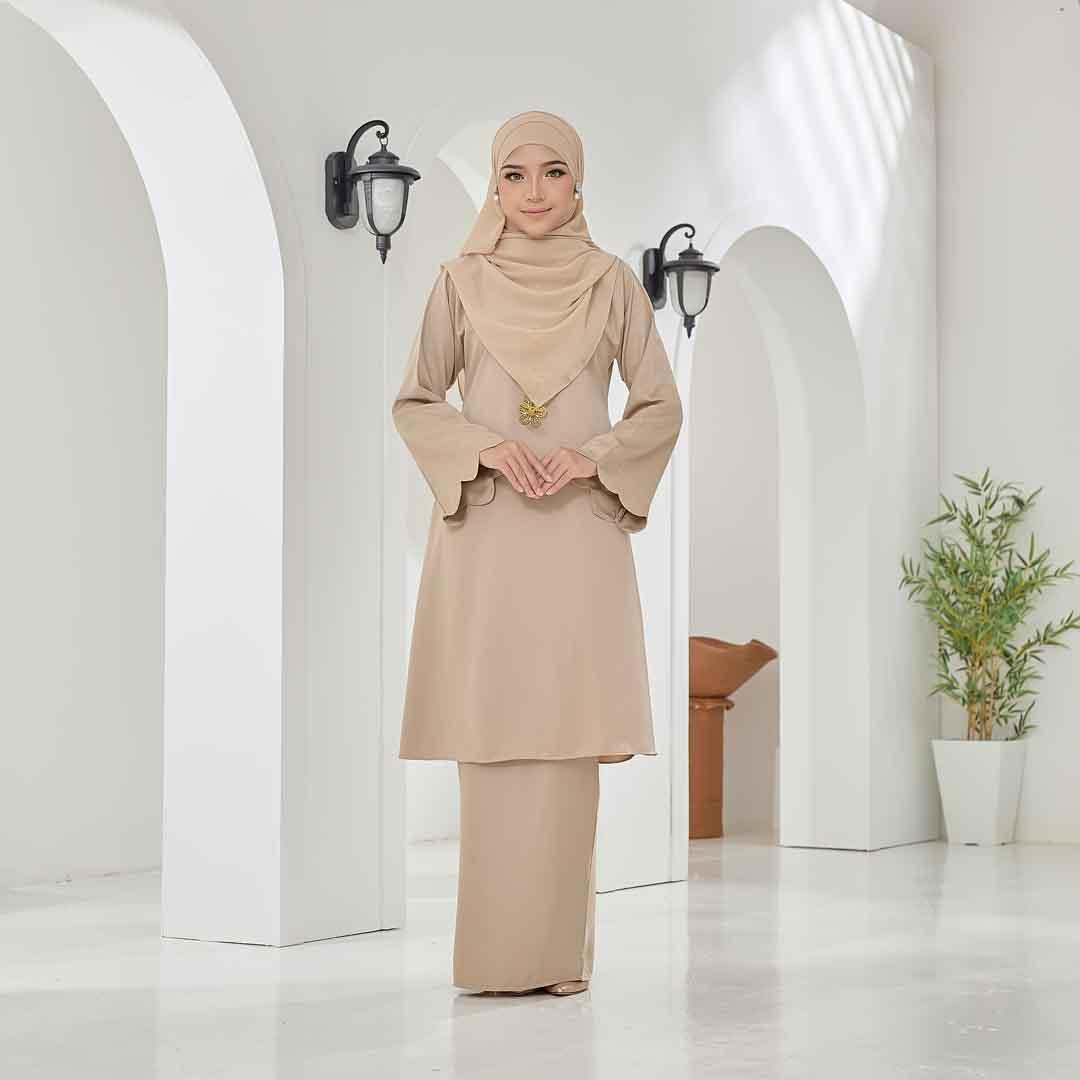 CLARA RIZQA - JASMINE KURUNG PAHANG