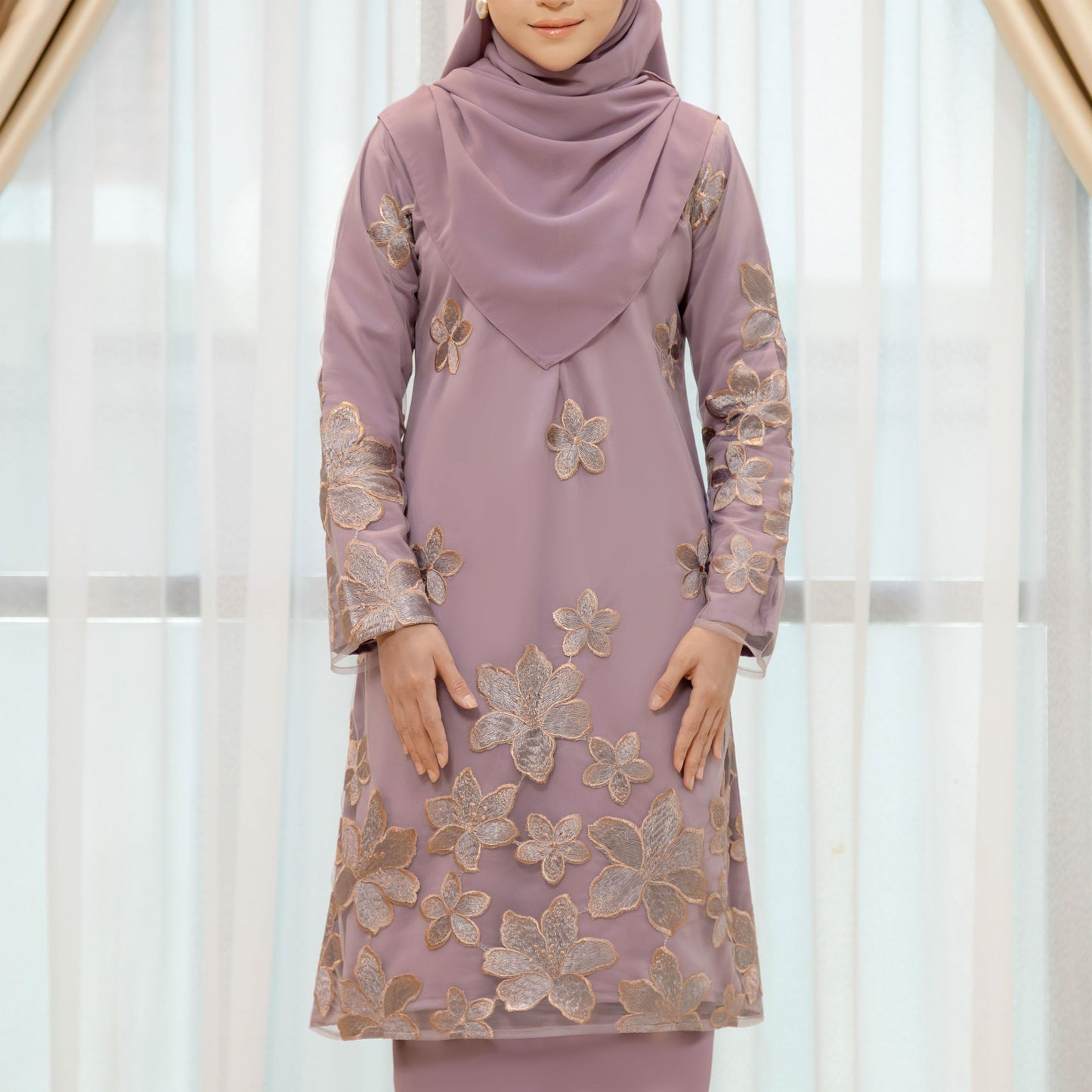 CLARA RIZQA -  MONICA Baju Kurung cantik material lace + pearl skin lining
