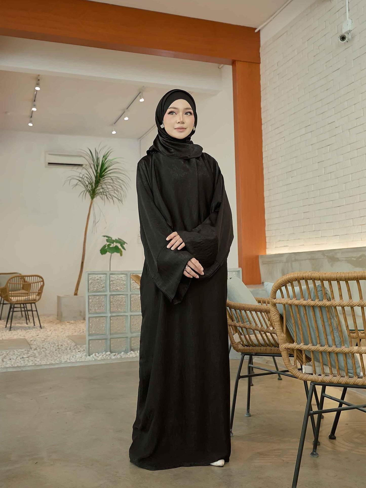 CLARA RIZQA - Jubah Khayla Ironless