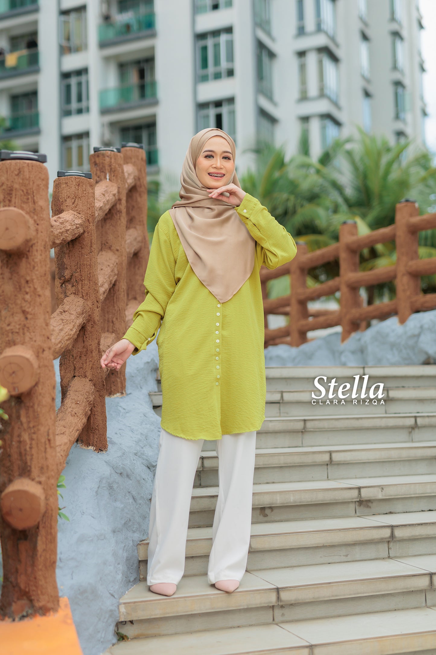 Stella - Light Olive