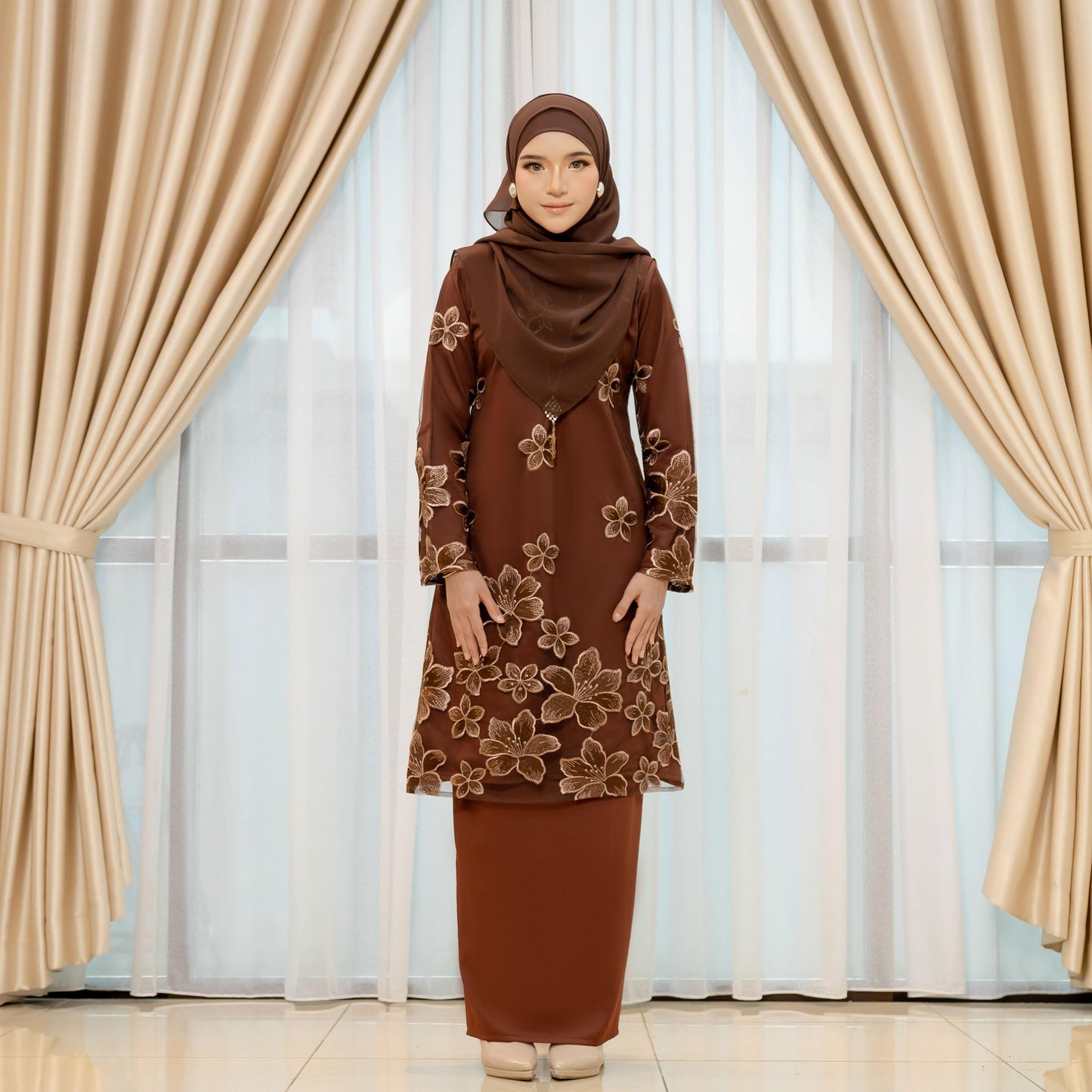 CLARA RIZQA -  MONICA Baju Kurung cantik material lace + pearl skin lining