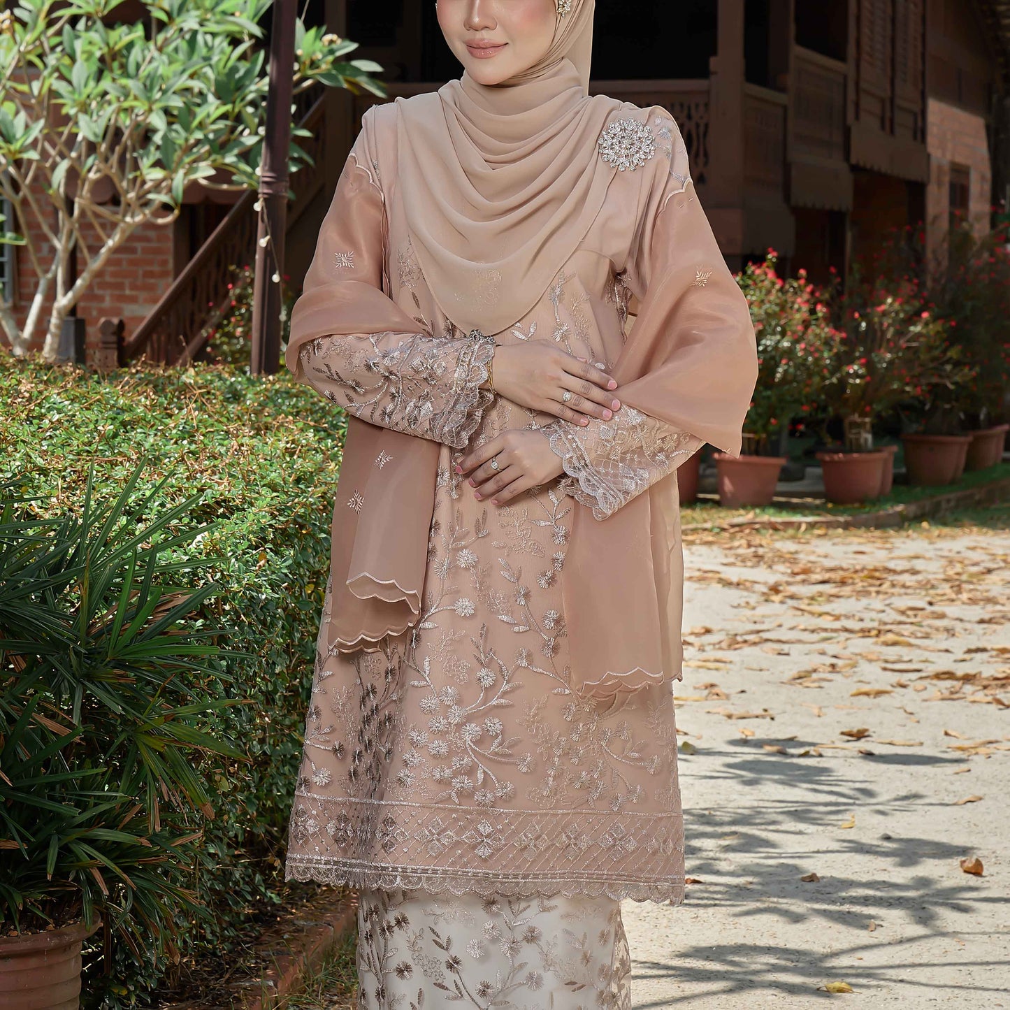 CLARA RIZQA - LAYKA baju kurung muslimah mom material premium como crepe + Lace