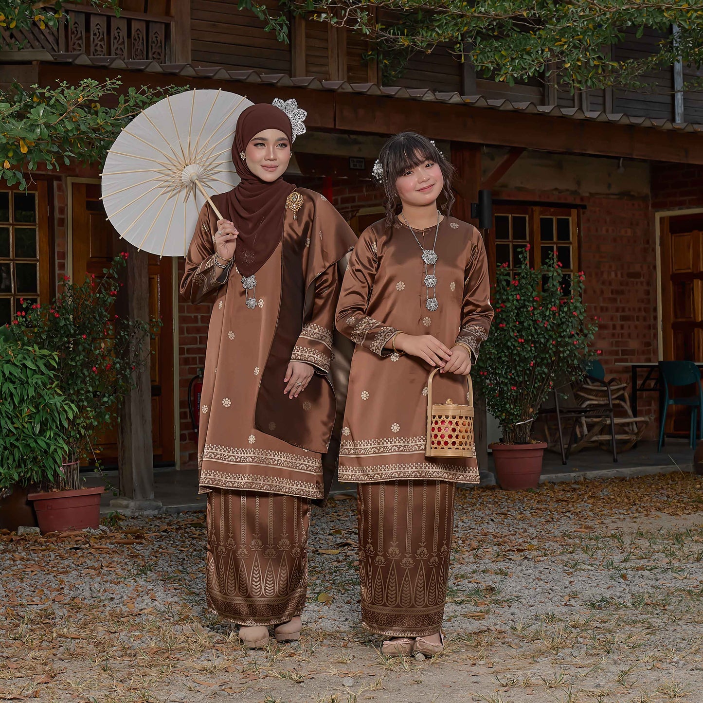 CLARA RIZQA - DHIA RATNA Kids kurung cantik moden material thai tenun songket