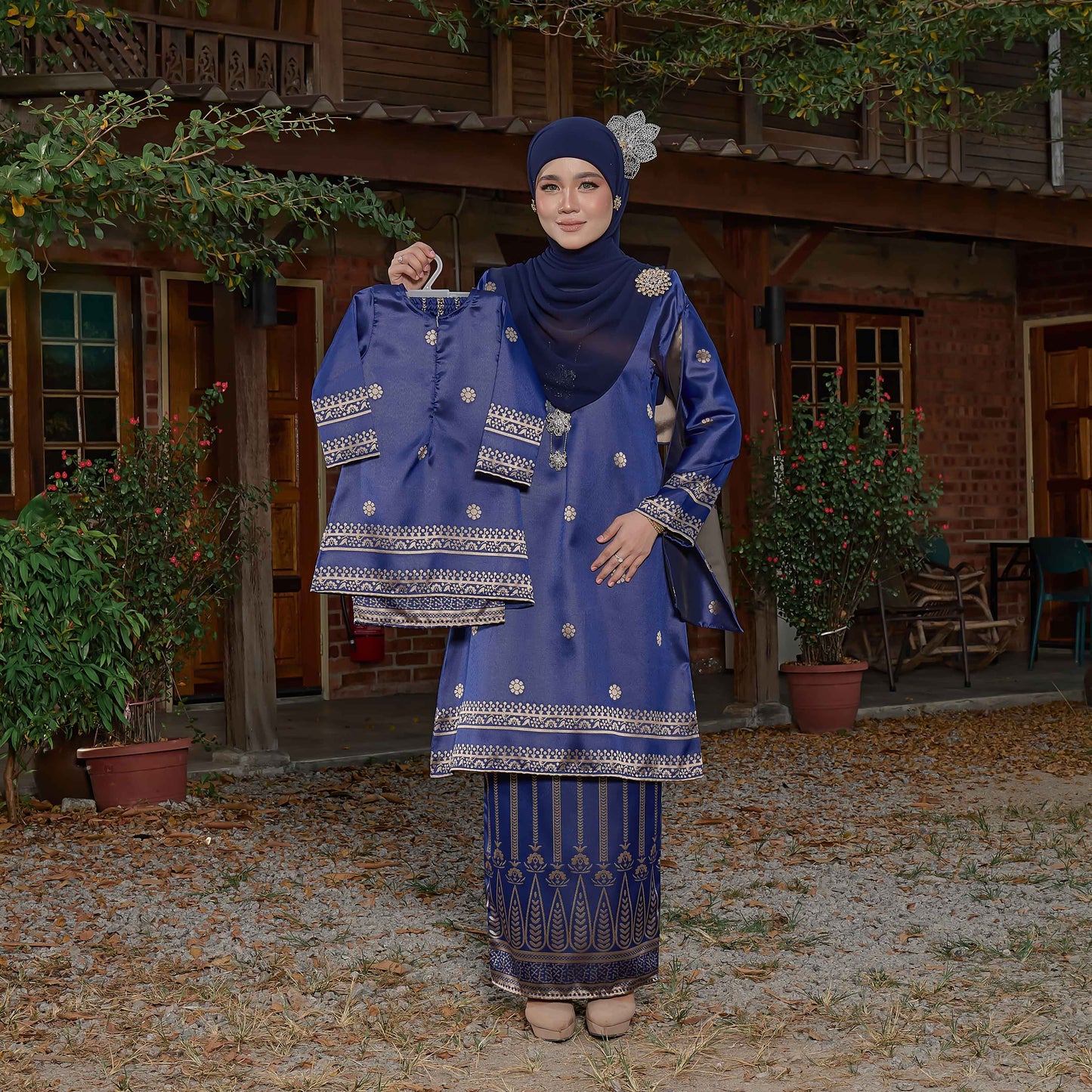 CLARA RIZQA - DHIA RATNA Kids kurung cantik moden material thai tenun songket