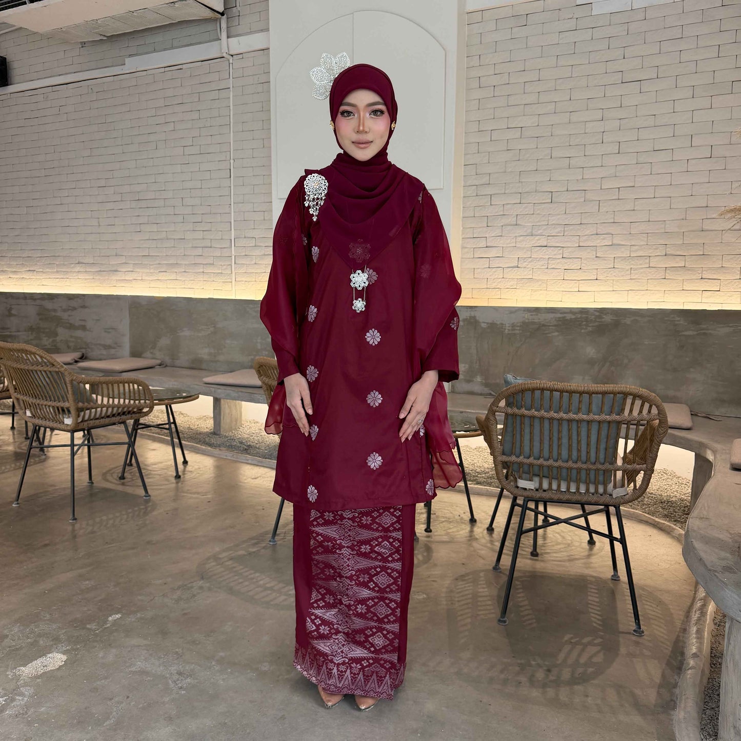 CLARA RIZQA - ANGGUN Baju Kurung Pesak Material Songket Tenun Asli