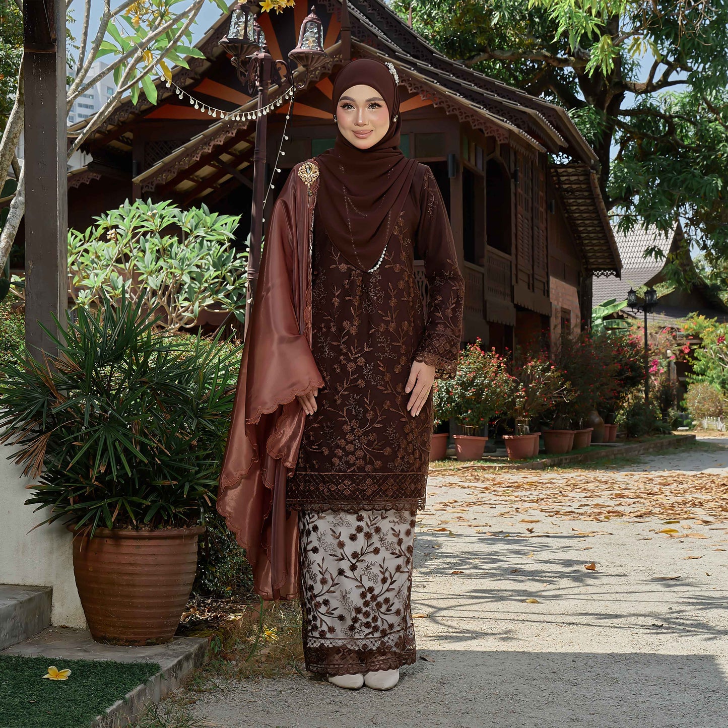 CLARA RIZQA - LAYKA baju kurung muslimah mom material premium como crepe + Lace