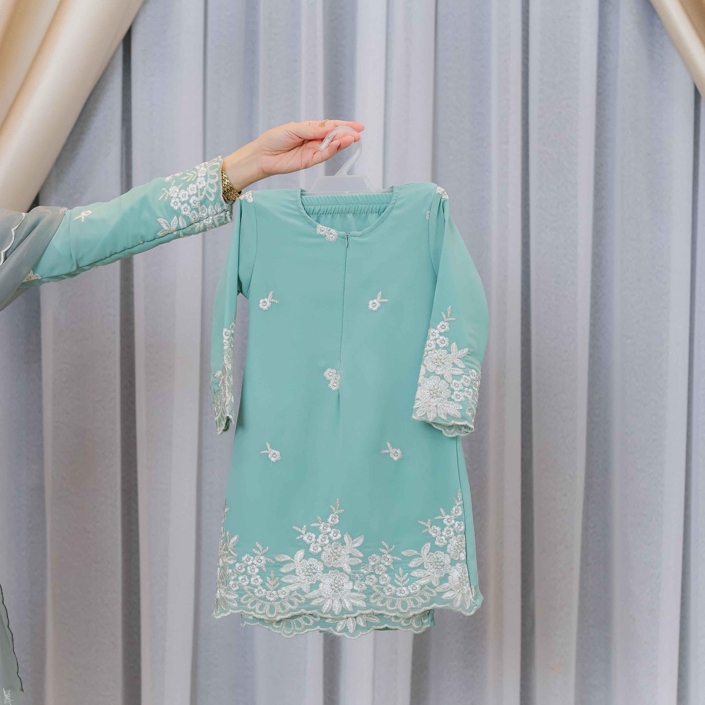 CLARA RIZQA - AVELINE baju kurung cantik material Chiffon embroidery with lining (kids)