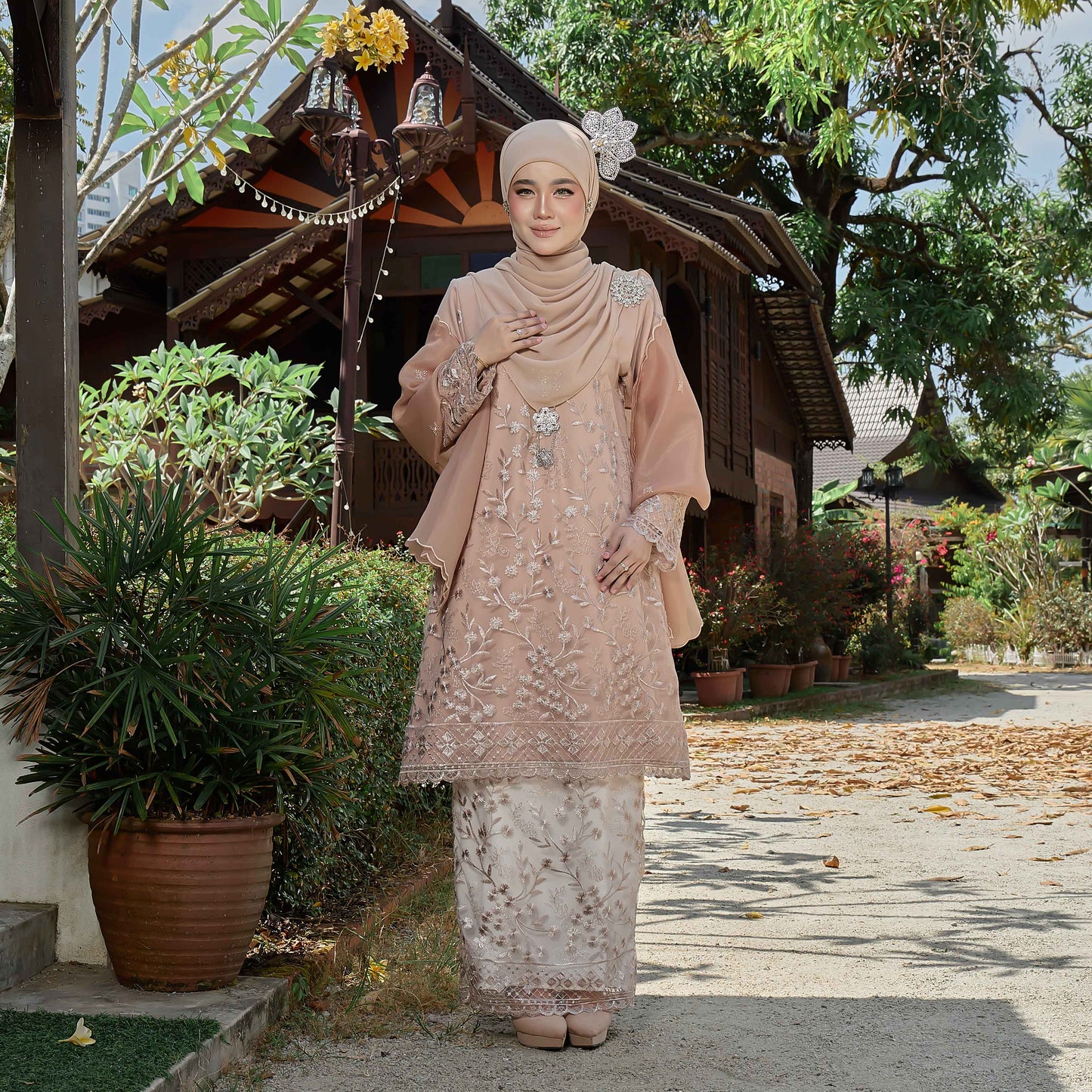 CLARA RIZQA - LAYKA baju kurung muslimah mom material premium como crepe + Lace