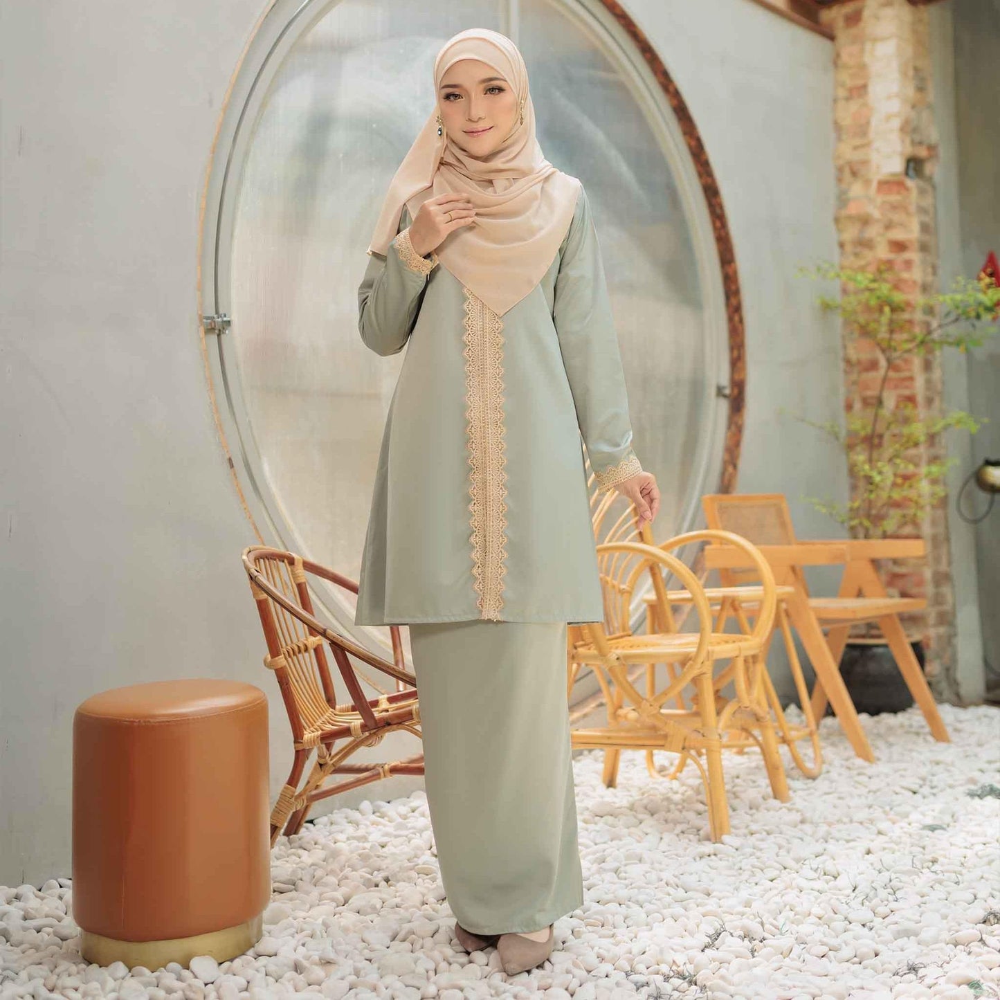 Kurung Merlisa Raya (Mom)