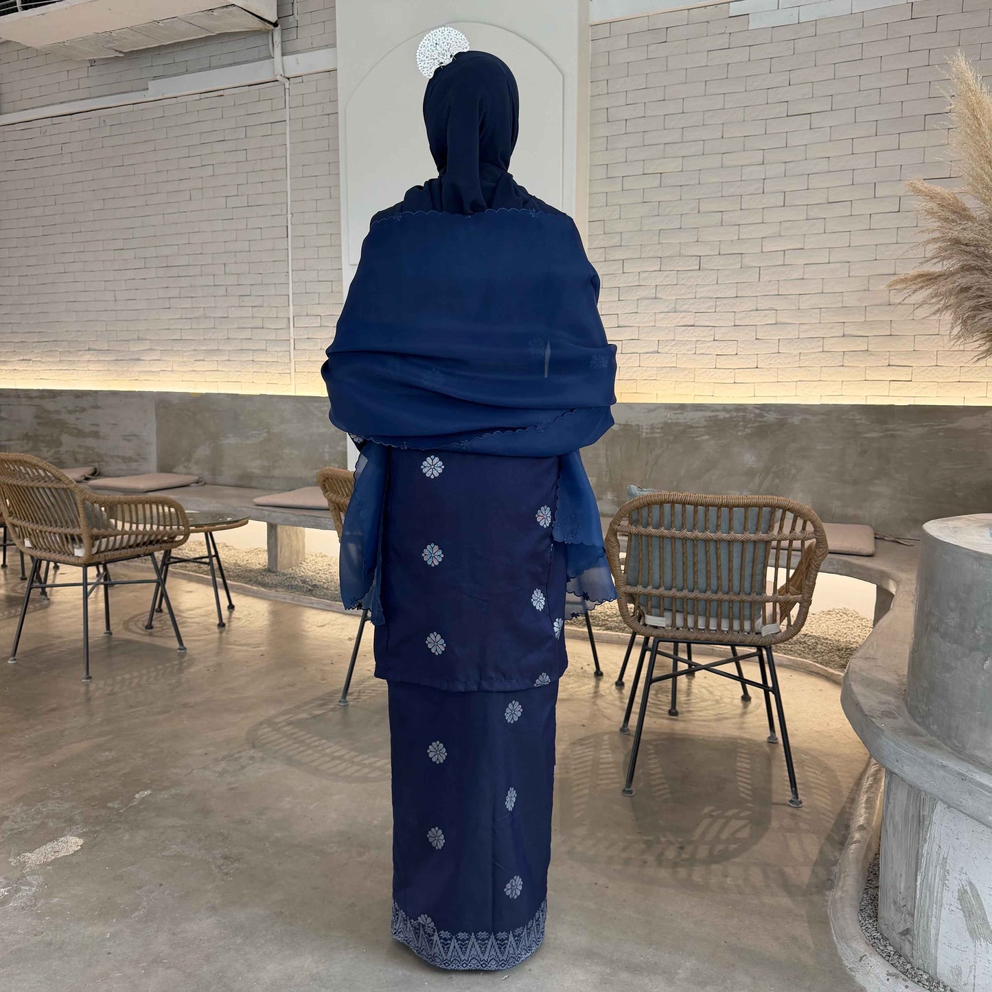 CLARA RIZQA - ANGGUN Baju Kurung Pesak Material Songket Tenun Asli