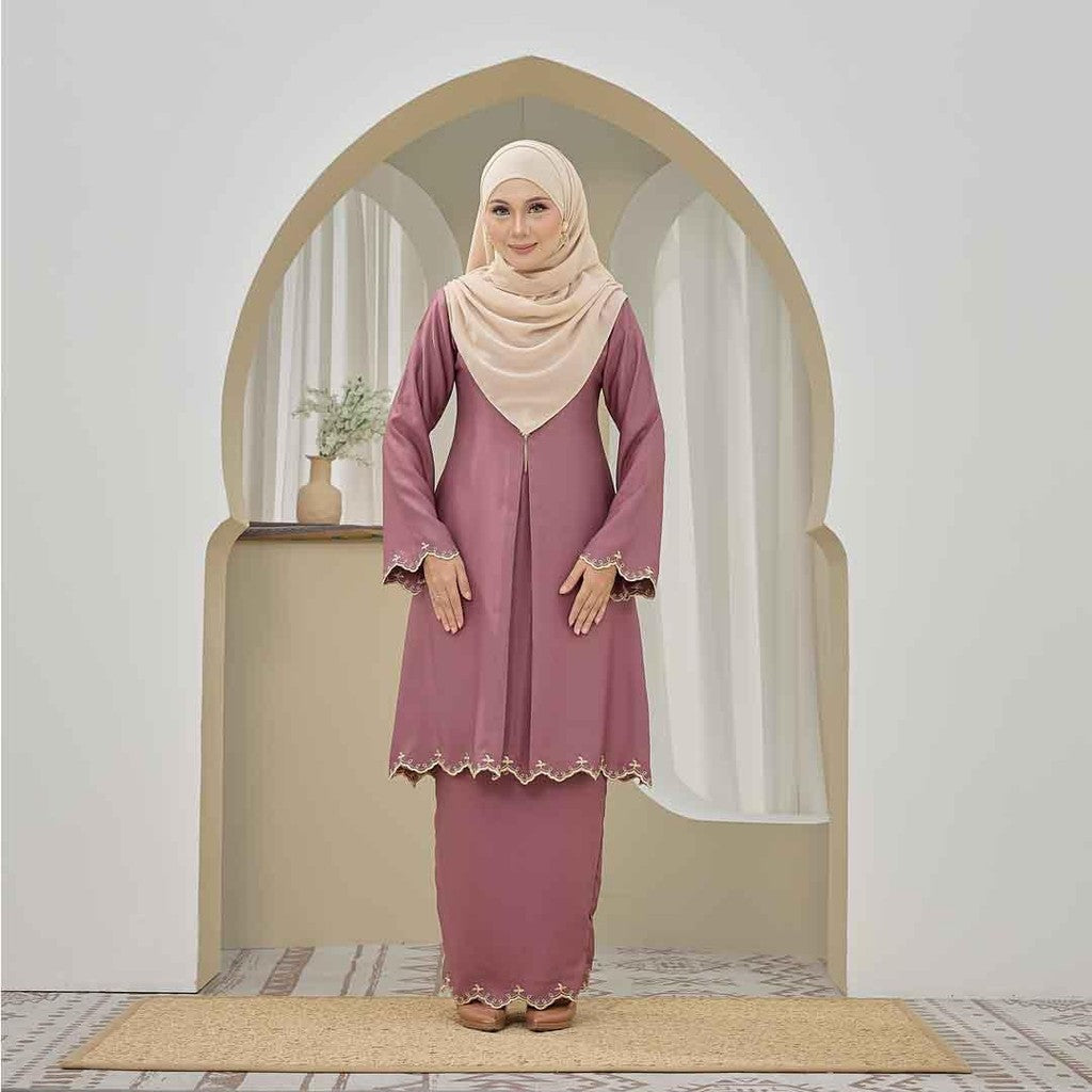 CLARA RIZQA - KURUNG MAYANG MOM baju kurung  pahang material sutera dobby sulam