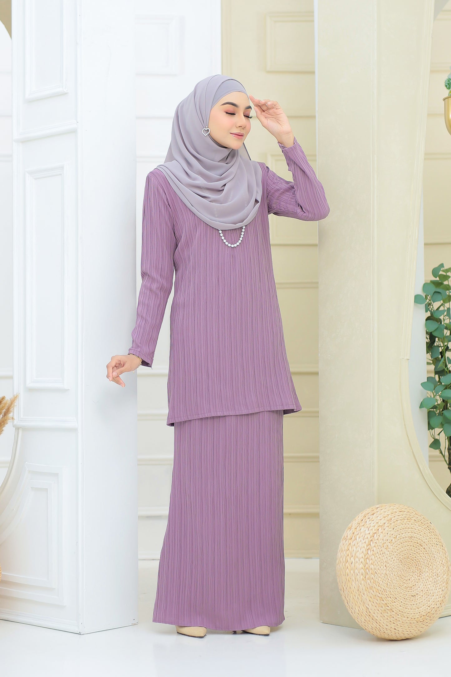 Warda - Dusty Purple