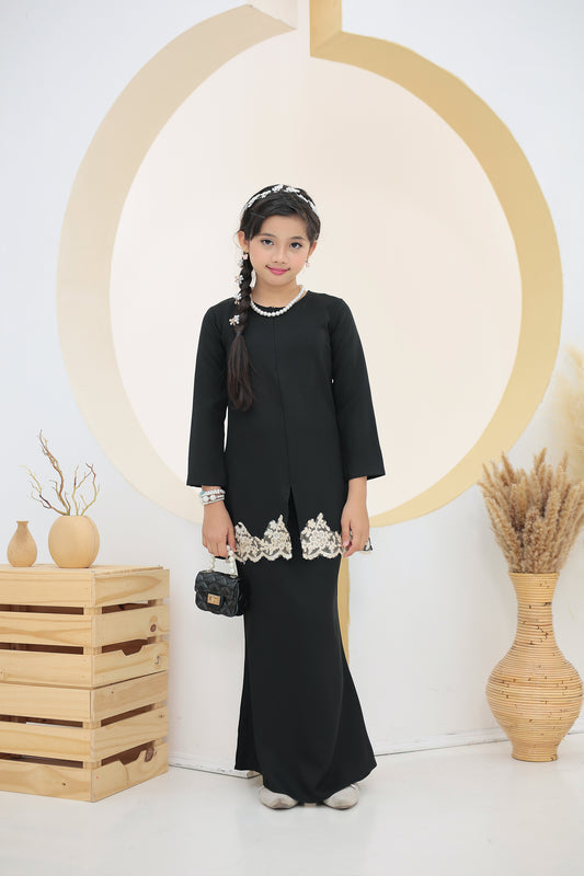 Erdina Kids - Elegant Black